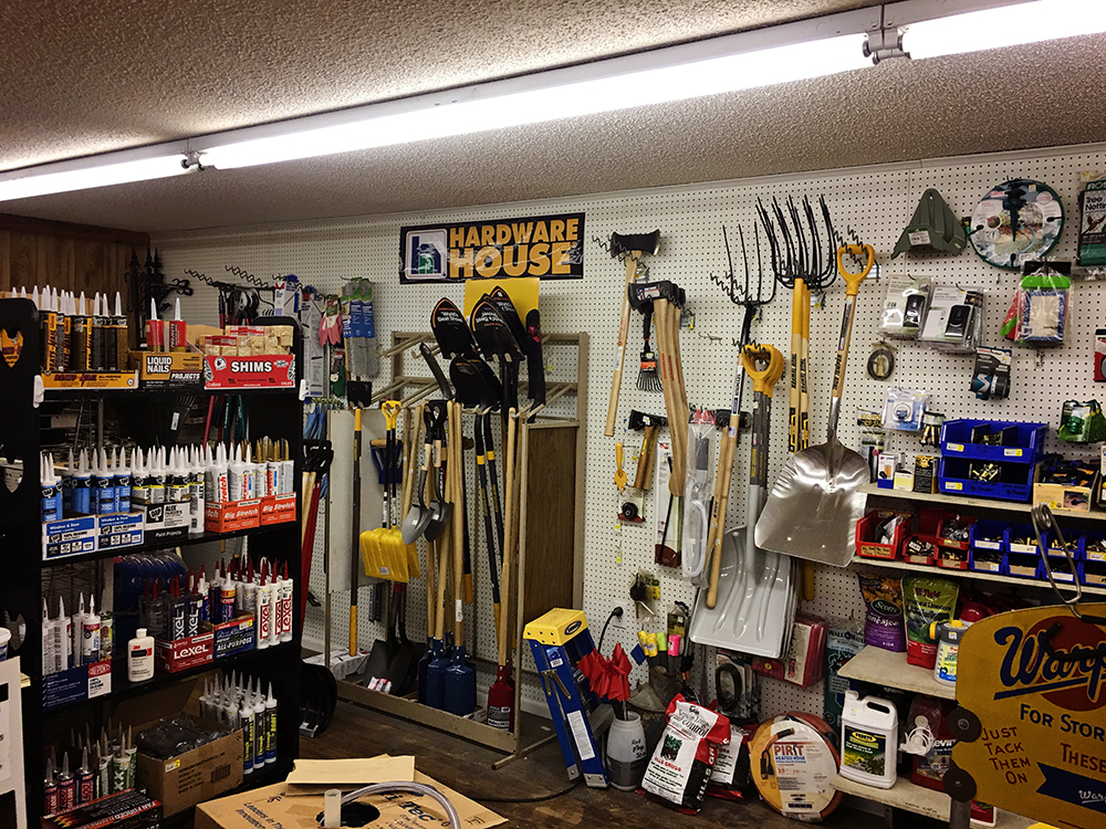 Small Town Life Packed with Conveniences Stapleton, Nebraska