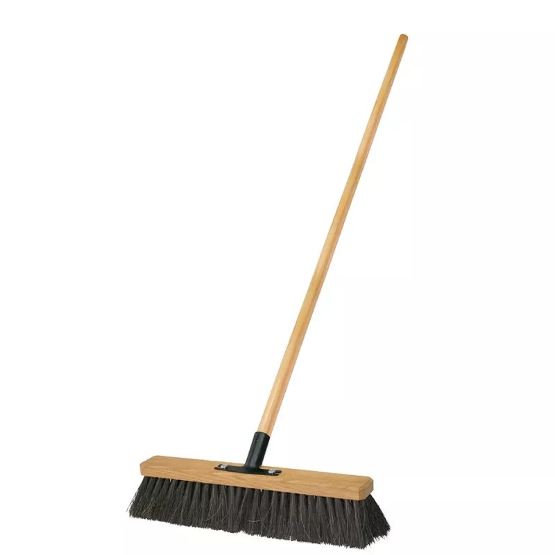 Classic Outdoor Broom with Handle Sekelskifte
