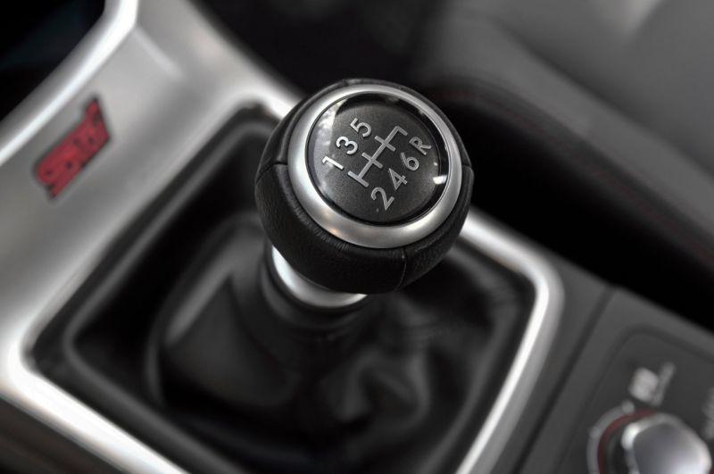 Detecting 7 Common Manual Transmission Problems (2022)