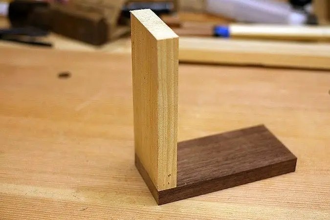 How To Join Two Pieces Of Wood At 90 Degrees A Beginner Guide