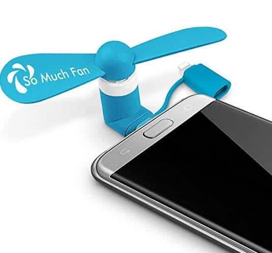Useful Smartphone Accessories for a day in the theme parks