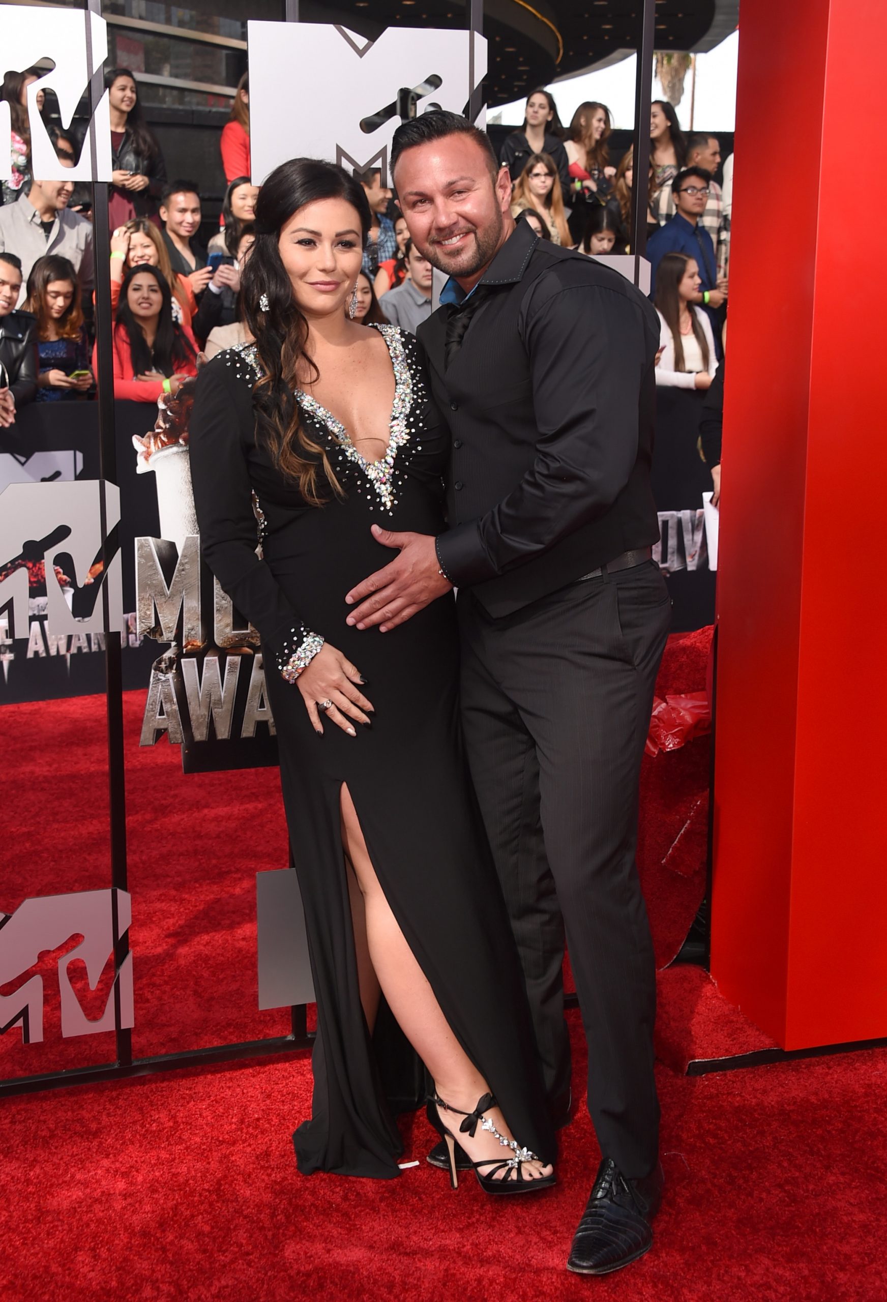 RaveDash Roger Mathews Net Worth Wiki, Age, Weight and Height