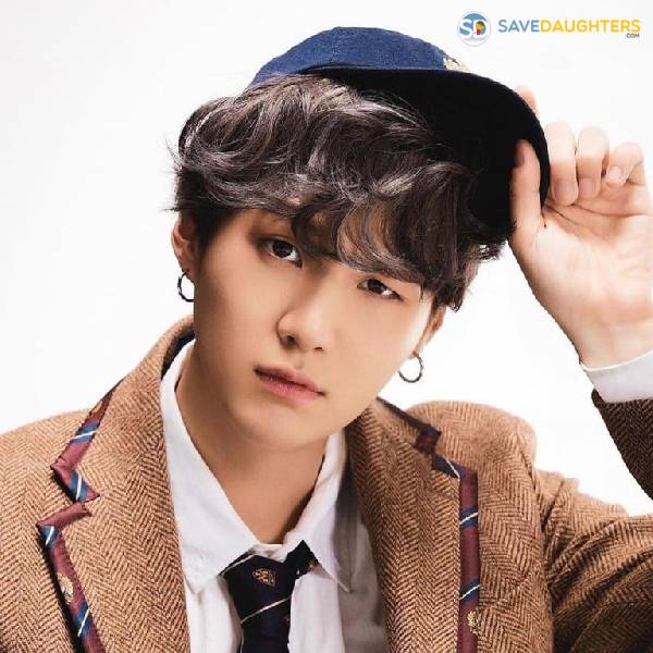 BTS Suga Phone Number, Wiki, Family, Net Worth, Girlfriend DazeVlog