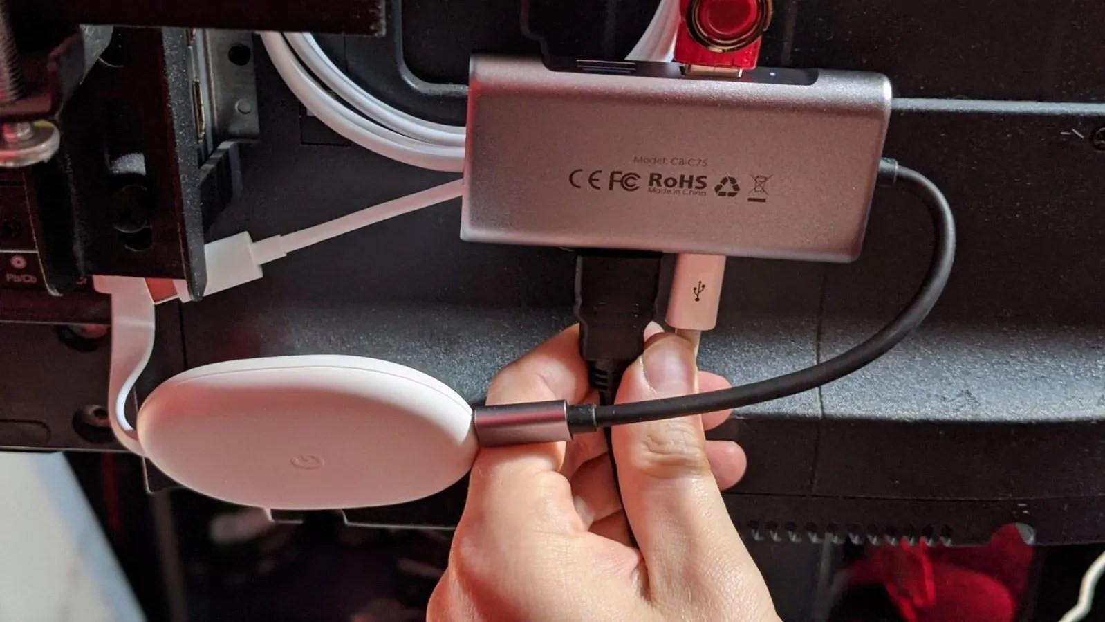 Chromecast with Google TV supports USBC hubs so you can