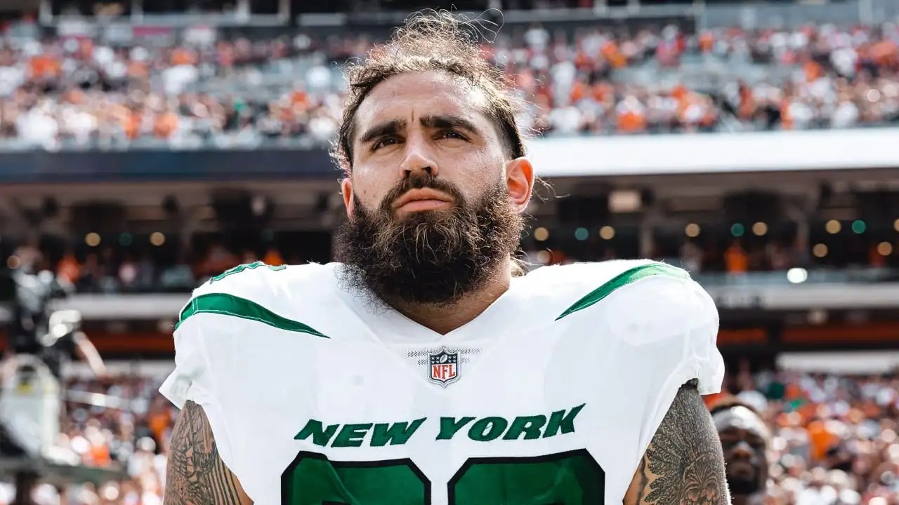 Personal Details, NFL Career, Wife, Net Worth