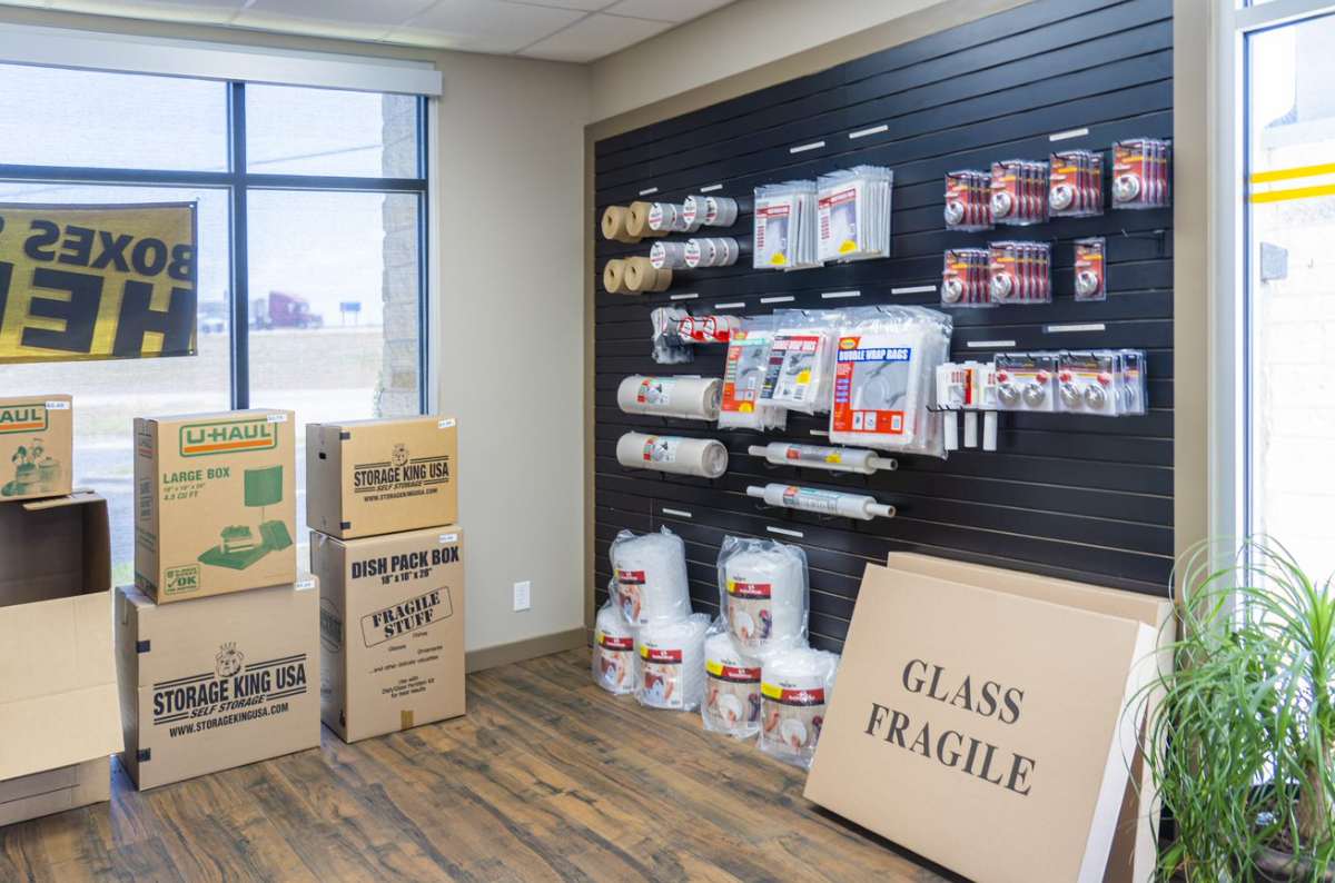 Storage Units in Seguin, TX Storage King USA