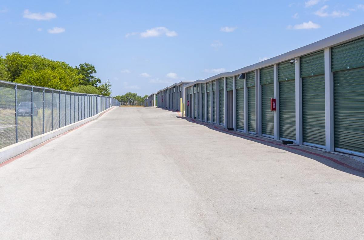Storage Units in Seguin, TX Storage King USA