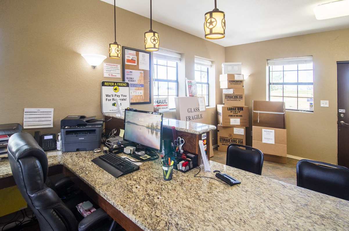 Self Storage in North Seguin, TX, off I10 Storage King USA