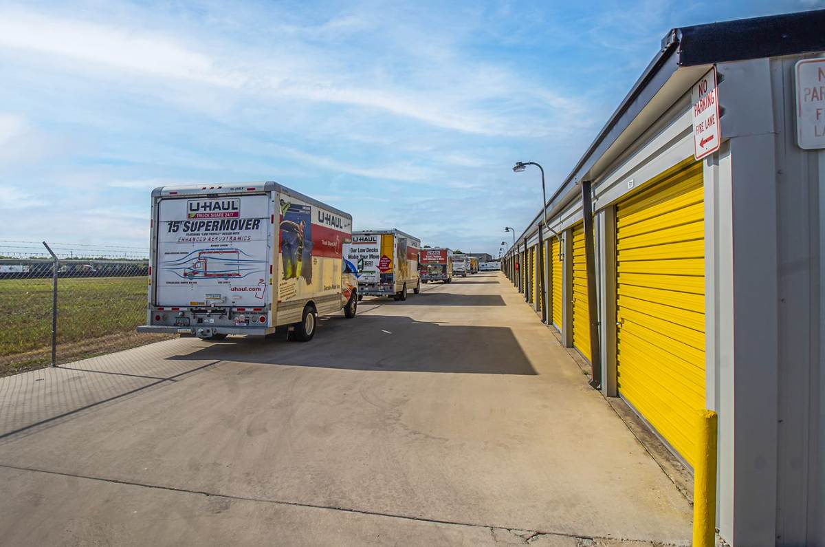 Self Storage in North Seguin, TX, off I10 Storage King USA