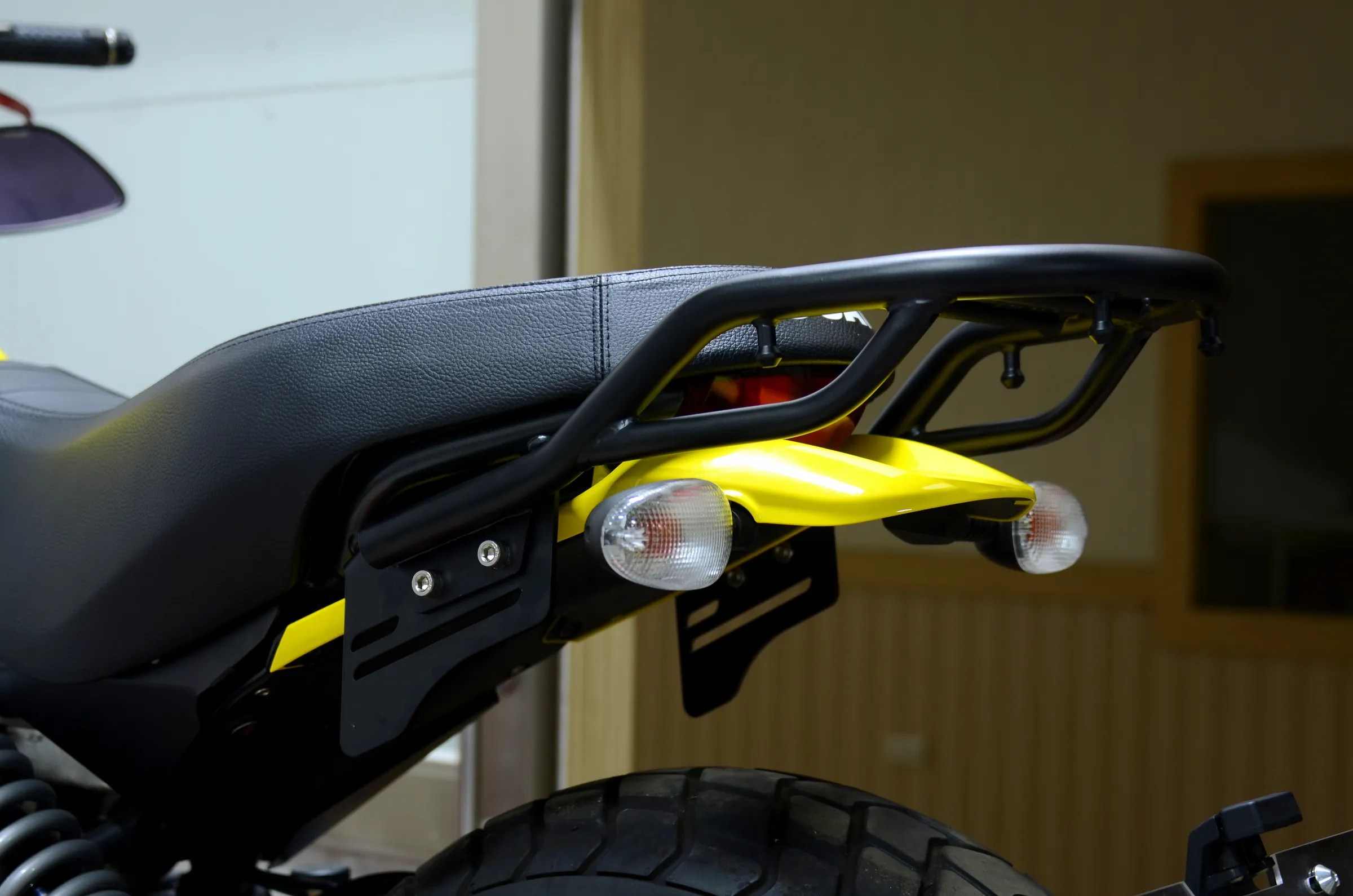 Ejercicio Evaluación regional ducati scrambler luggage rack Pío