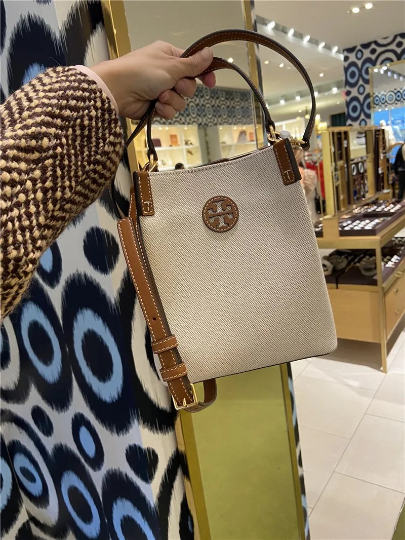 TORY BURCH Blake Canvas Bucket Bag Vinee Bag