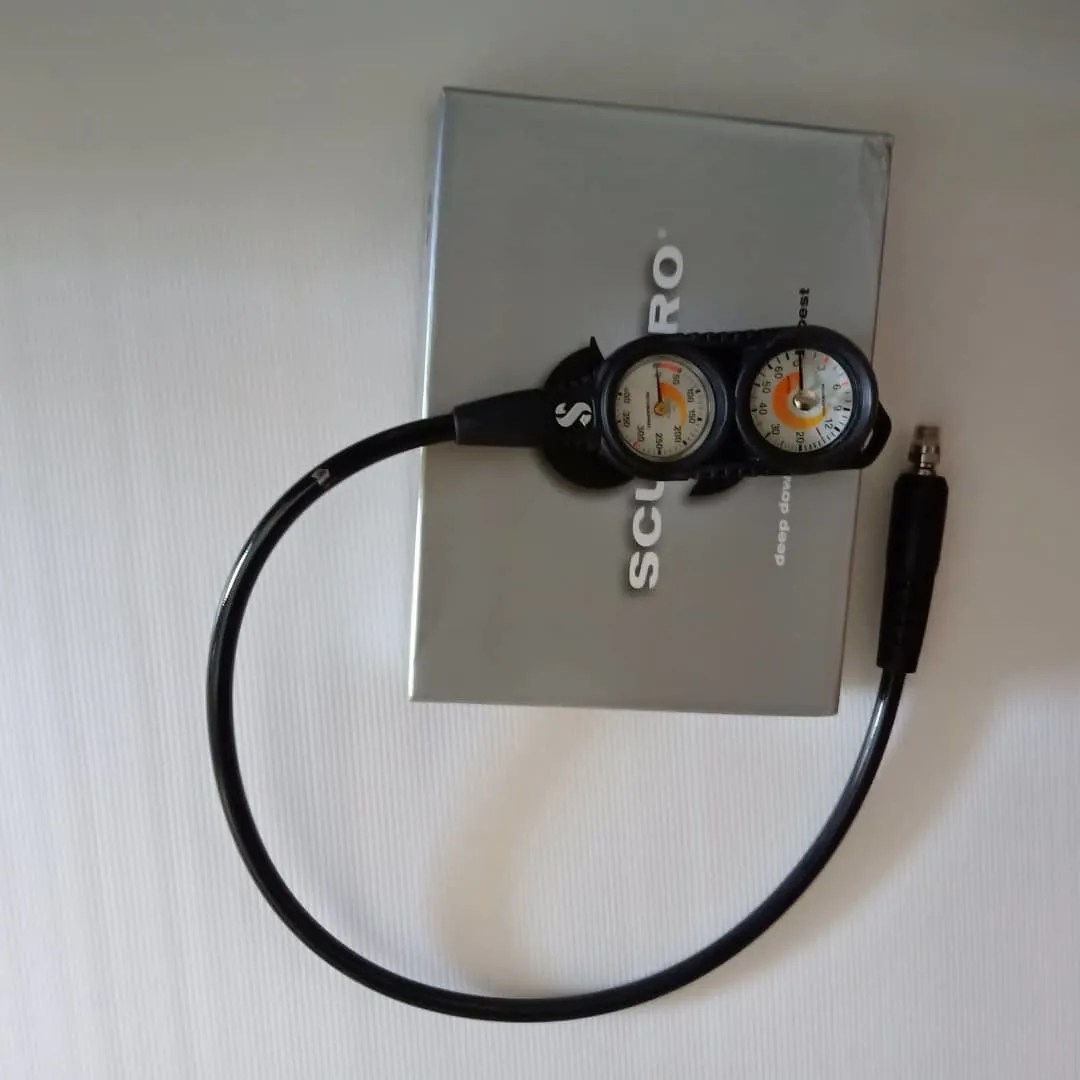 Scubapro Compact Console gauge Coral Dive Store Store for scuba