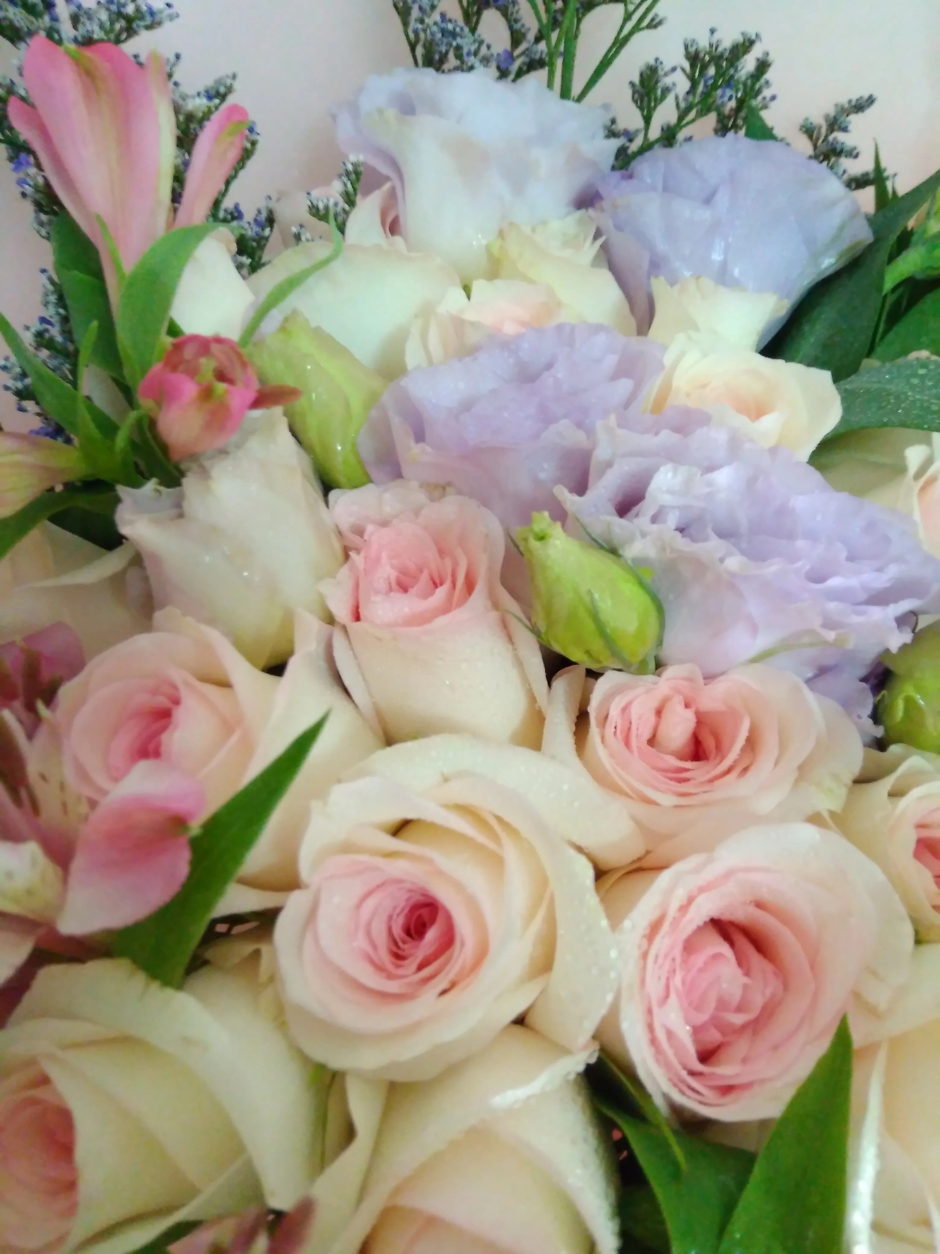 Malaysia online florist delivering fresh flowers in Kuala Lumpur and