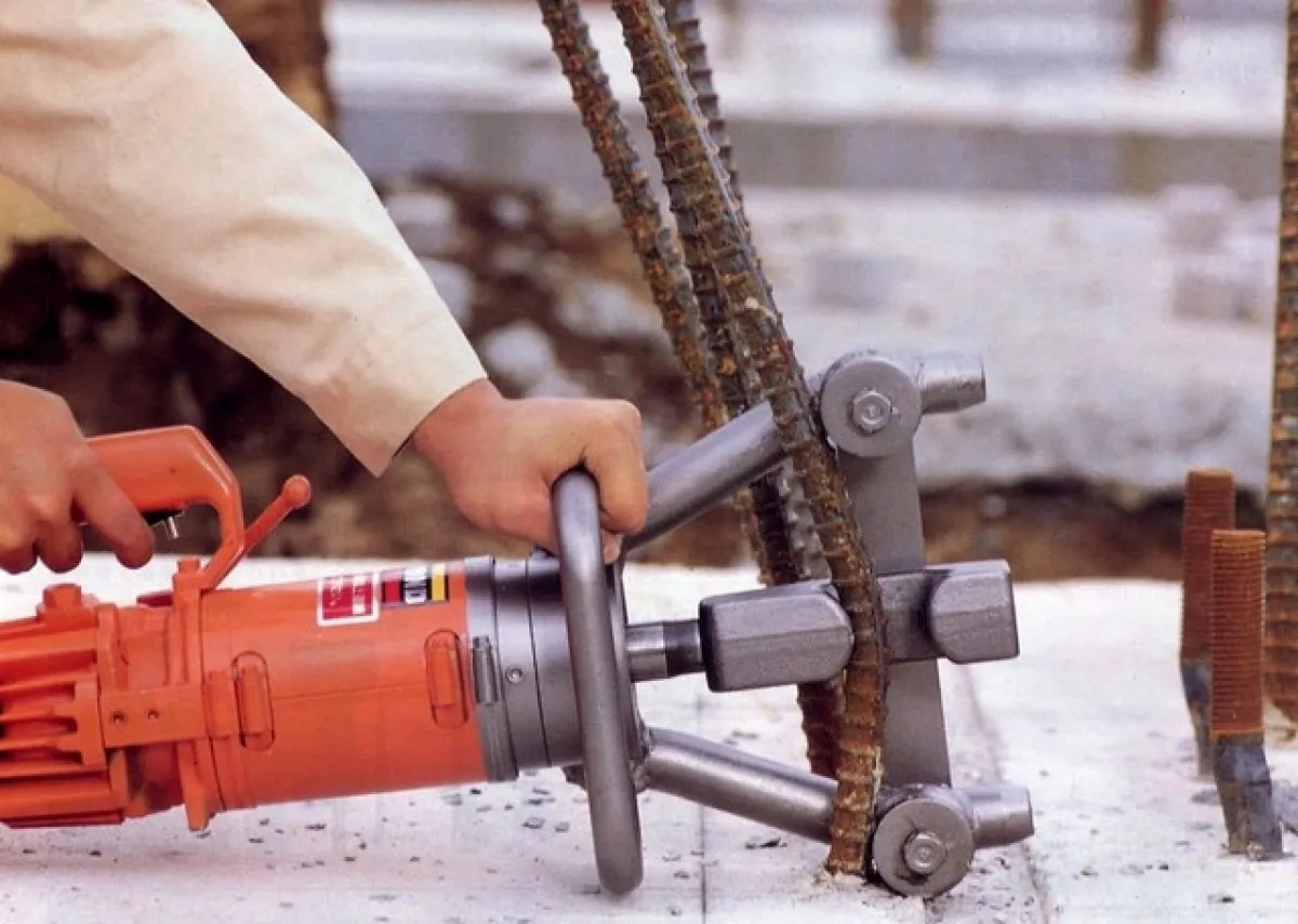 Diamond 32mm Rebar Straightener & Bender MY Power Tools