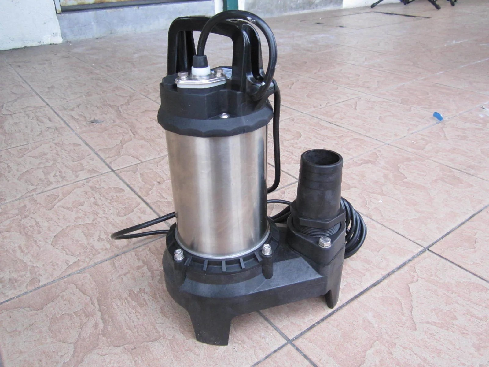 Mikawa 200W 2" Fish Pond Submersible Pump MY Power Tools