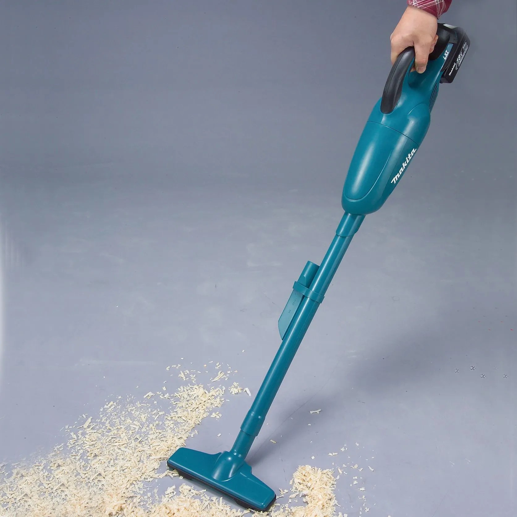 Makita 18V Cordless Stick Vacuum Cleaner (Solo Unit) MY Power Tools