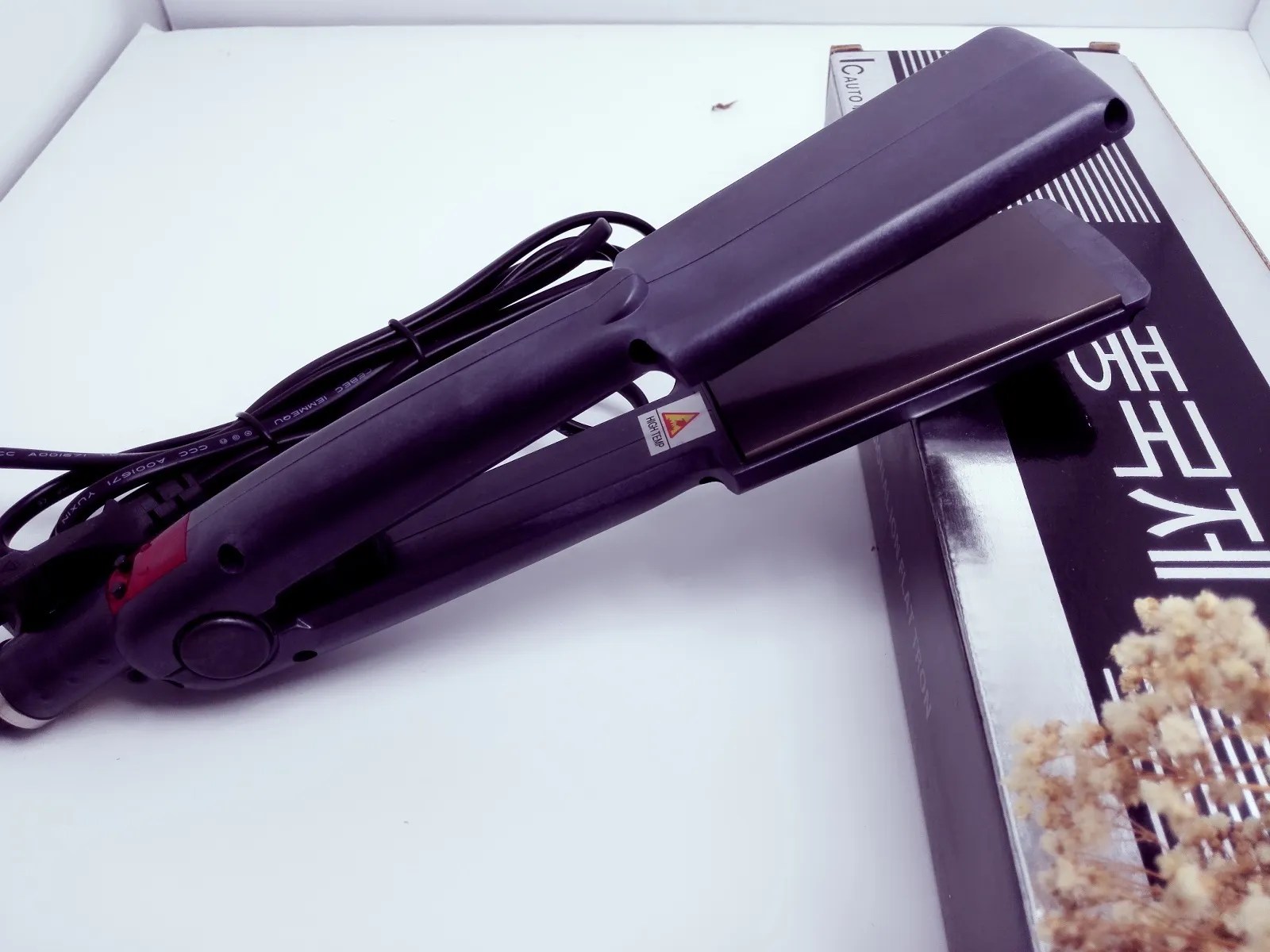 Professional Ion Flat Iron Straightening Crimper