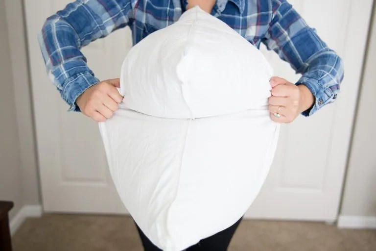 How To Fluffing Down and Feather Pillows Step By Step Instructions