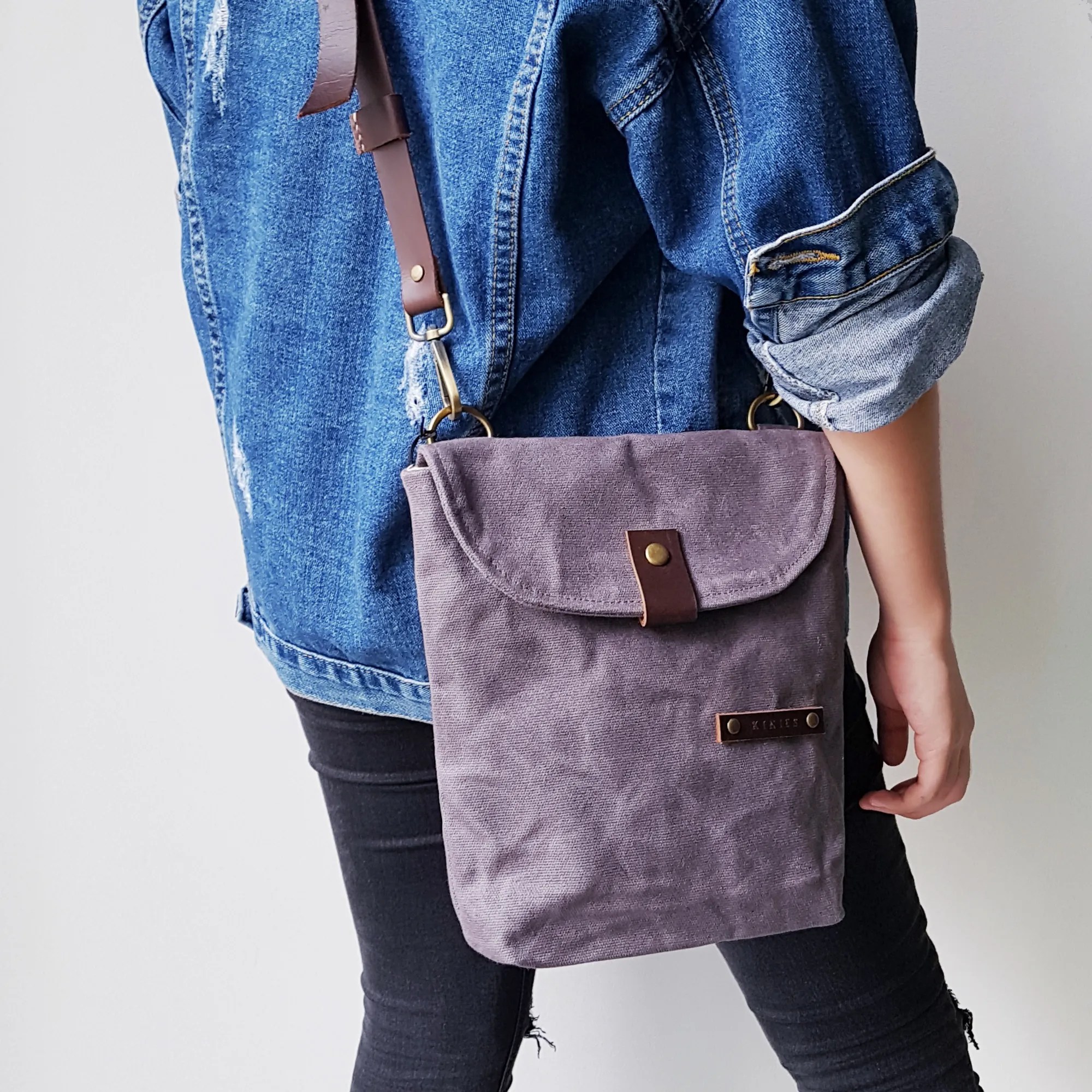 WAXED CANVAS COUPLE SLING BAG WITH GENUINE LEATHER STRAP LS15 Kinies