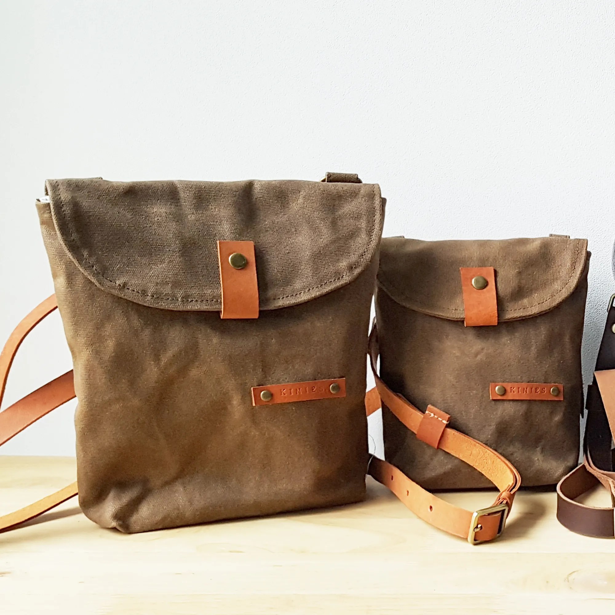 WAXED CANVAS COUPLE SLING BAG WITH GENUINE LEATHER STRAP LS15 Kinies