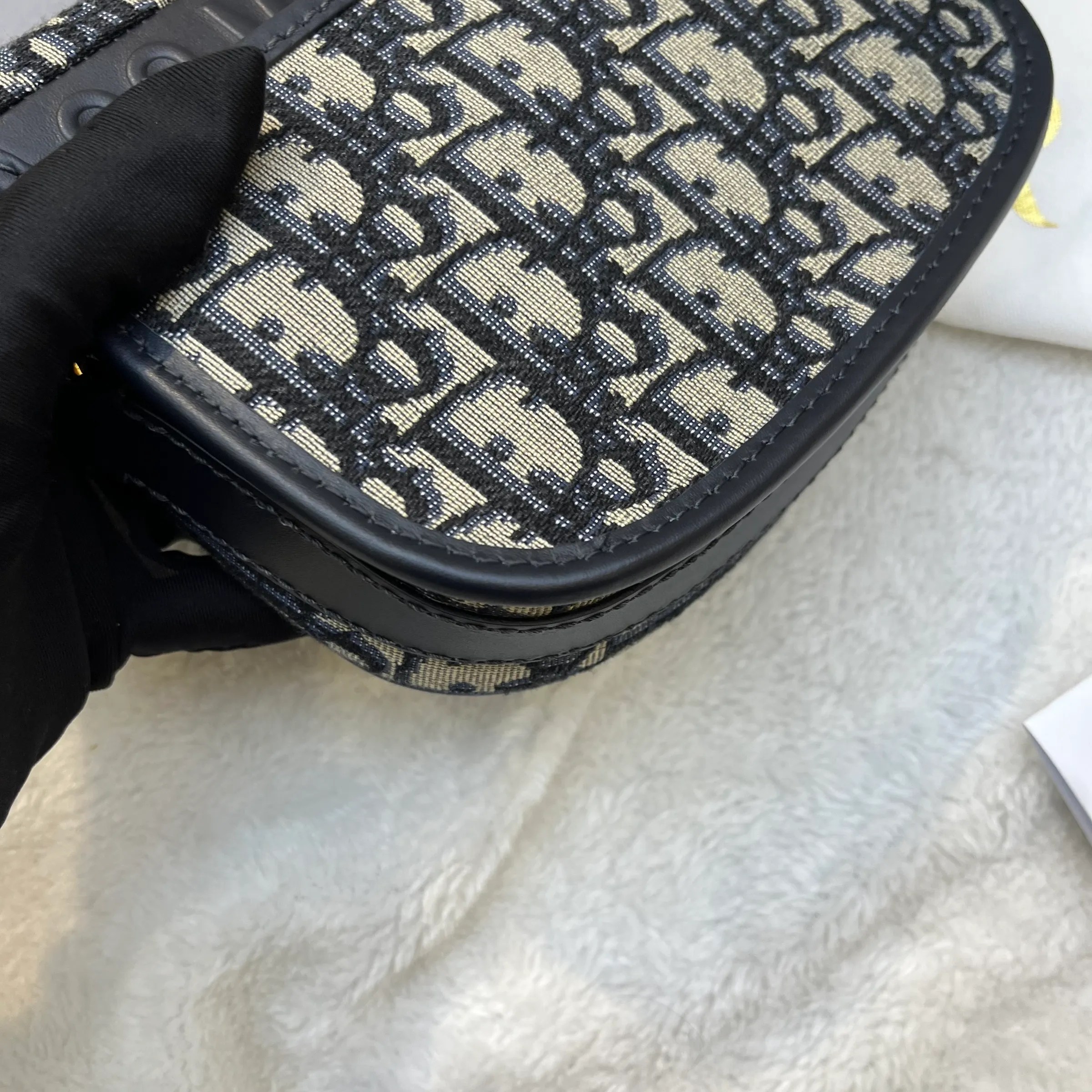 CHRISTIAN DIOR SMALL DIOR BOBBY BAG (05BO0290) Lbite Luxury Branded