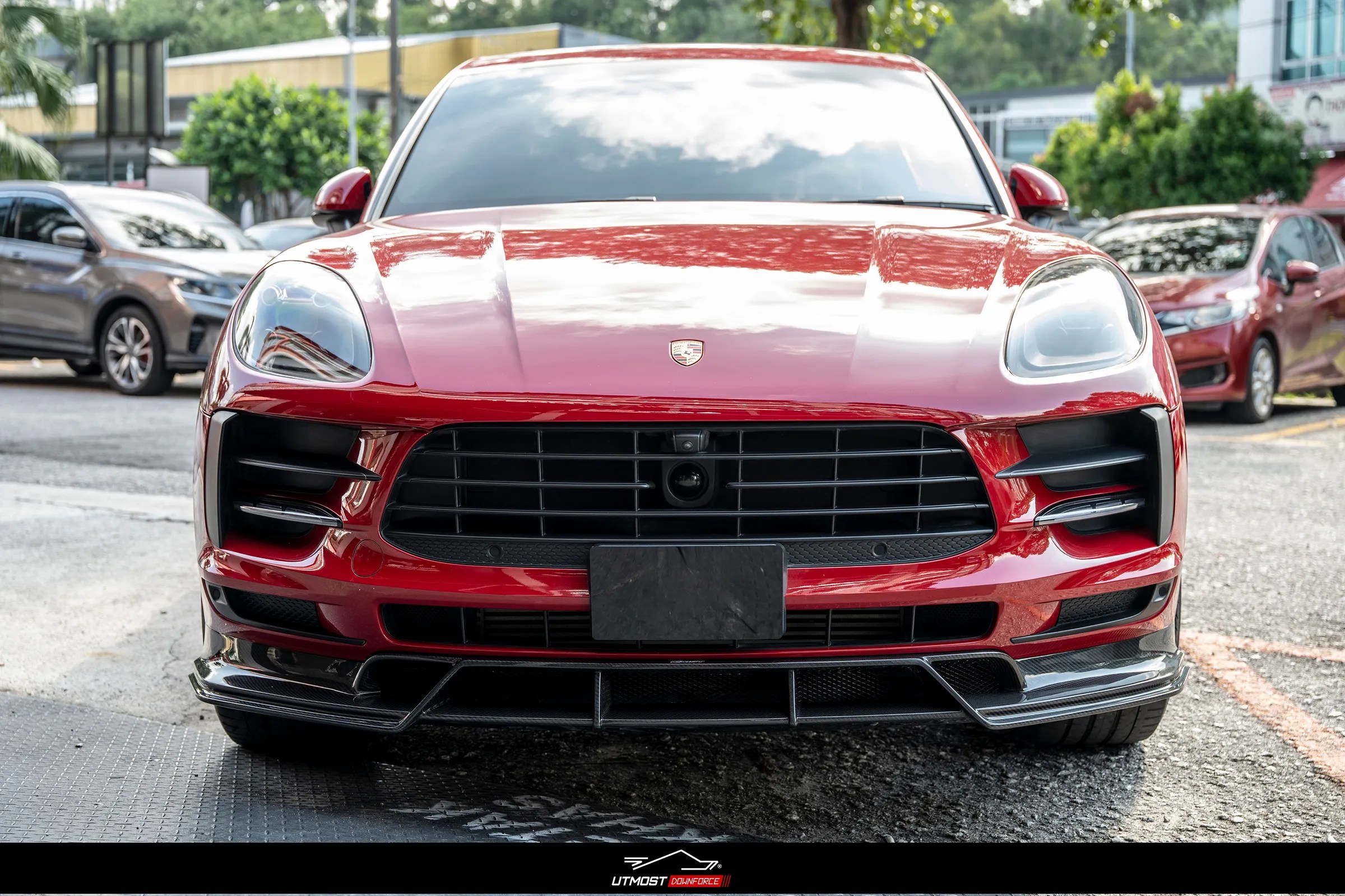 Porsche Macan 95B.2 | CMST | Front Lip | Dry Carbon – Utmost Downforce