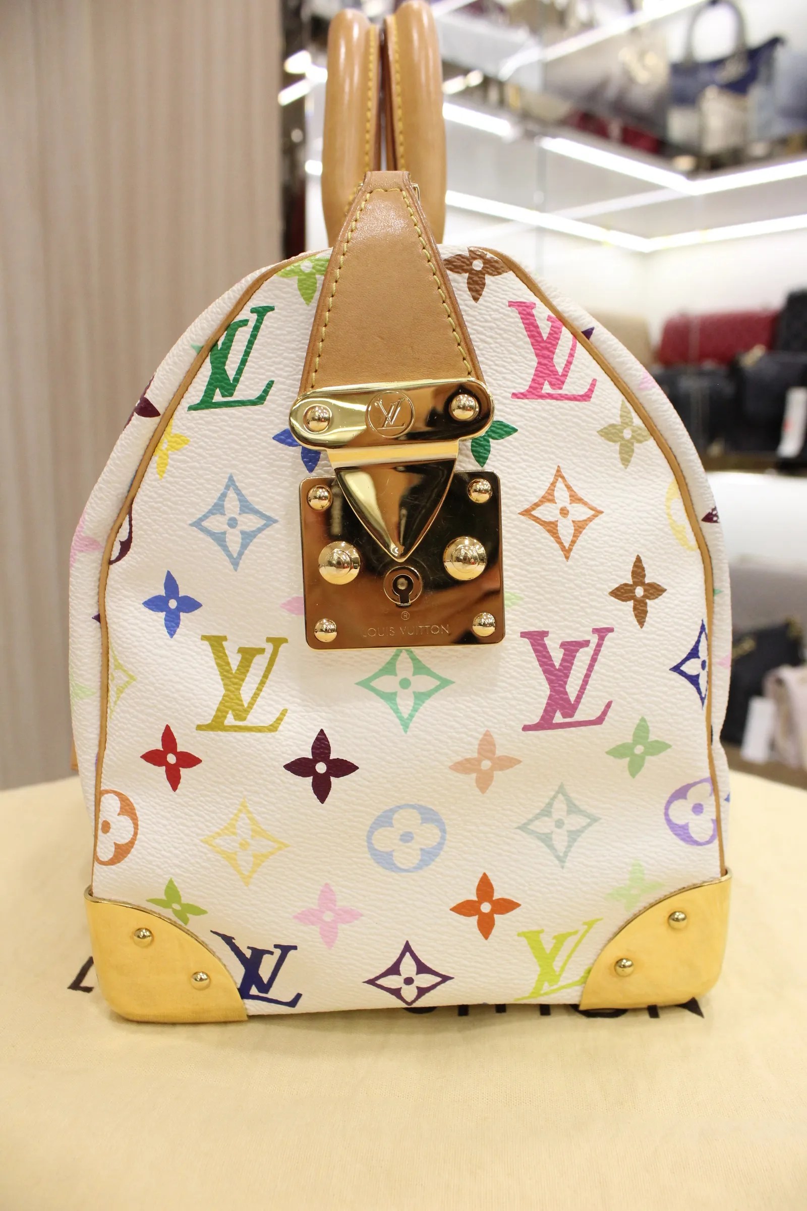 Louis Vuitton Paris site With Prices