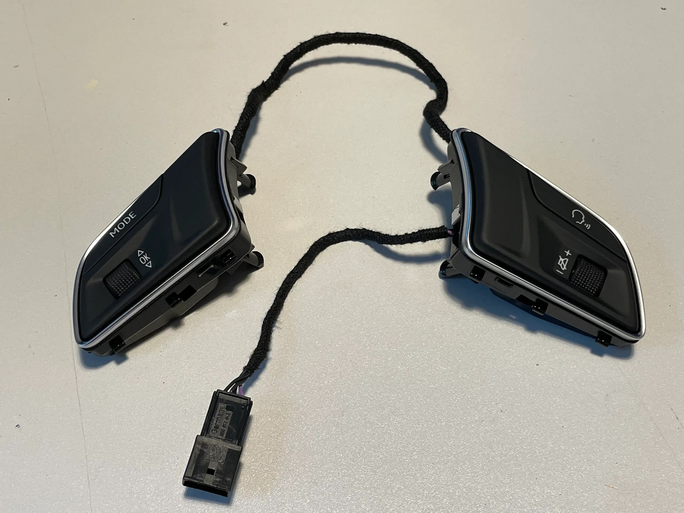 Audi A4 B9 steering wheel buttons for older model cars Modhub