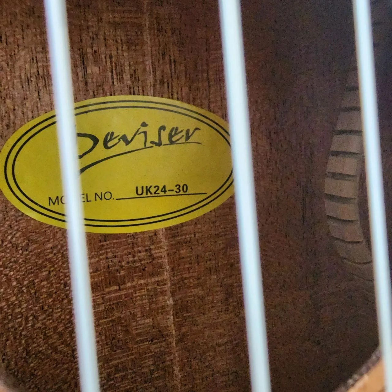 Deviser 24 inch Concert Ukulele with Bag (UK243 / UK2430) GUITARLICIOUS.MY