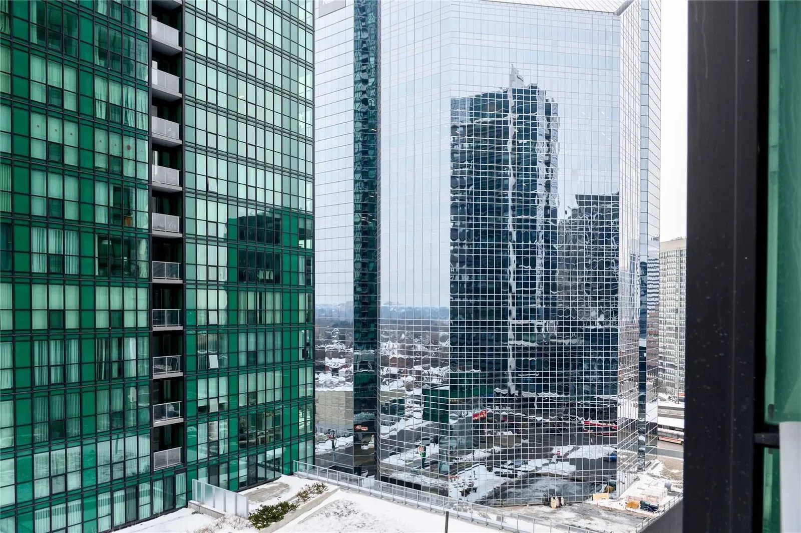 9 Bogert Ave Emerald Park Condos 1 Bed 1 Bath Unit 1004