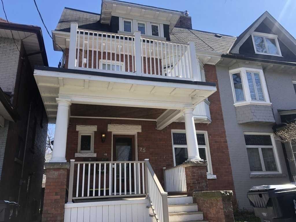 75 Kendal Ave 1 Bed 1 Bath Unit mainfloor