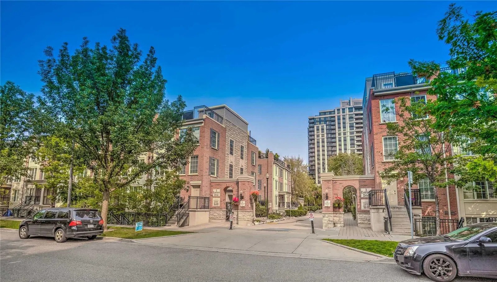 5 Everson Dr Everson Drive Townhomes 2 Beds + 1 2 Baths Unit 916