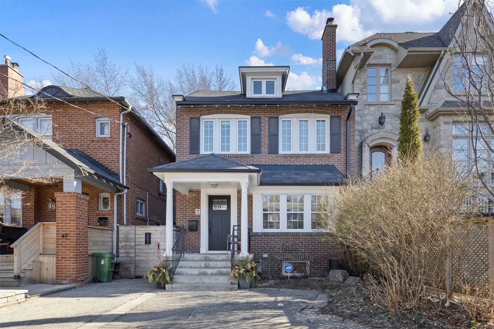 51 Melrose Ave 5 Beds + 1 3 Baths