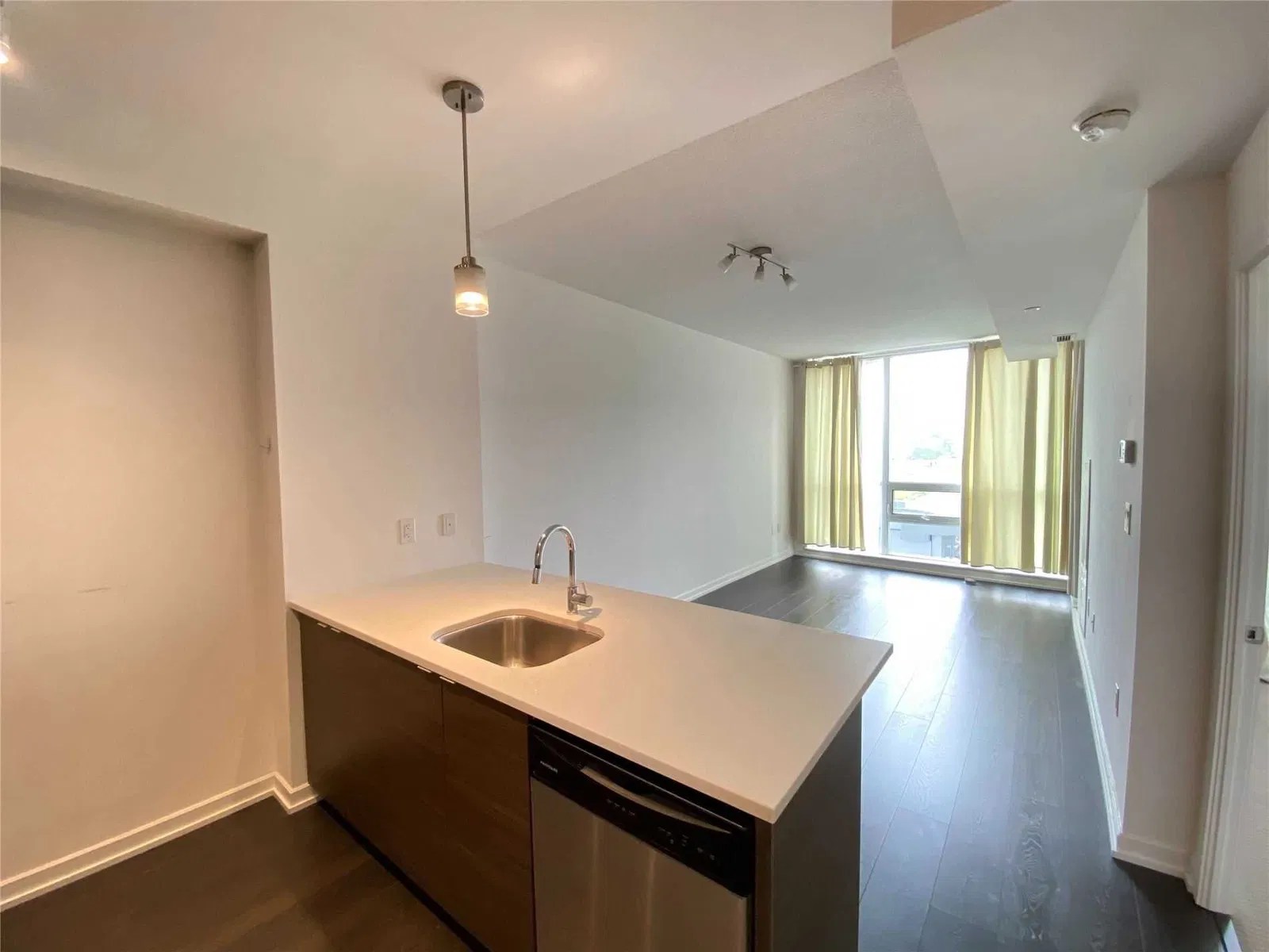 62 Forest Manor Rd Dream Tower at Emerald City Condos 1 Bed + 1 1