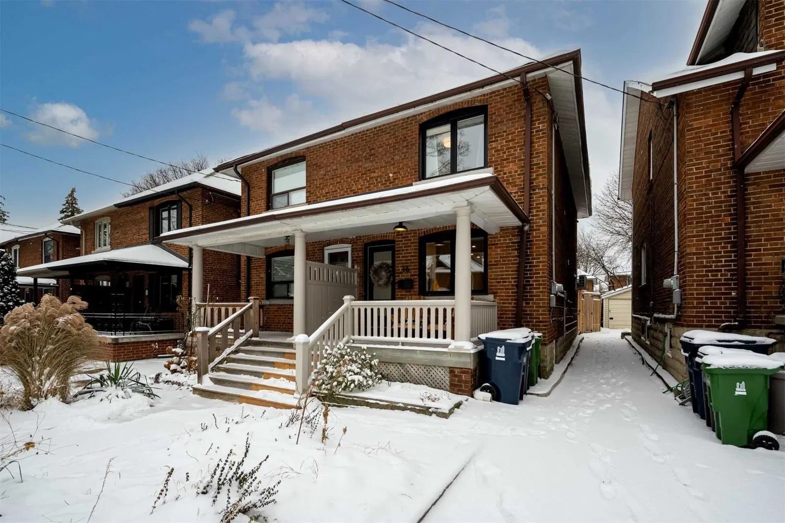 16 Hector Ave 3 Beds 2 Baths