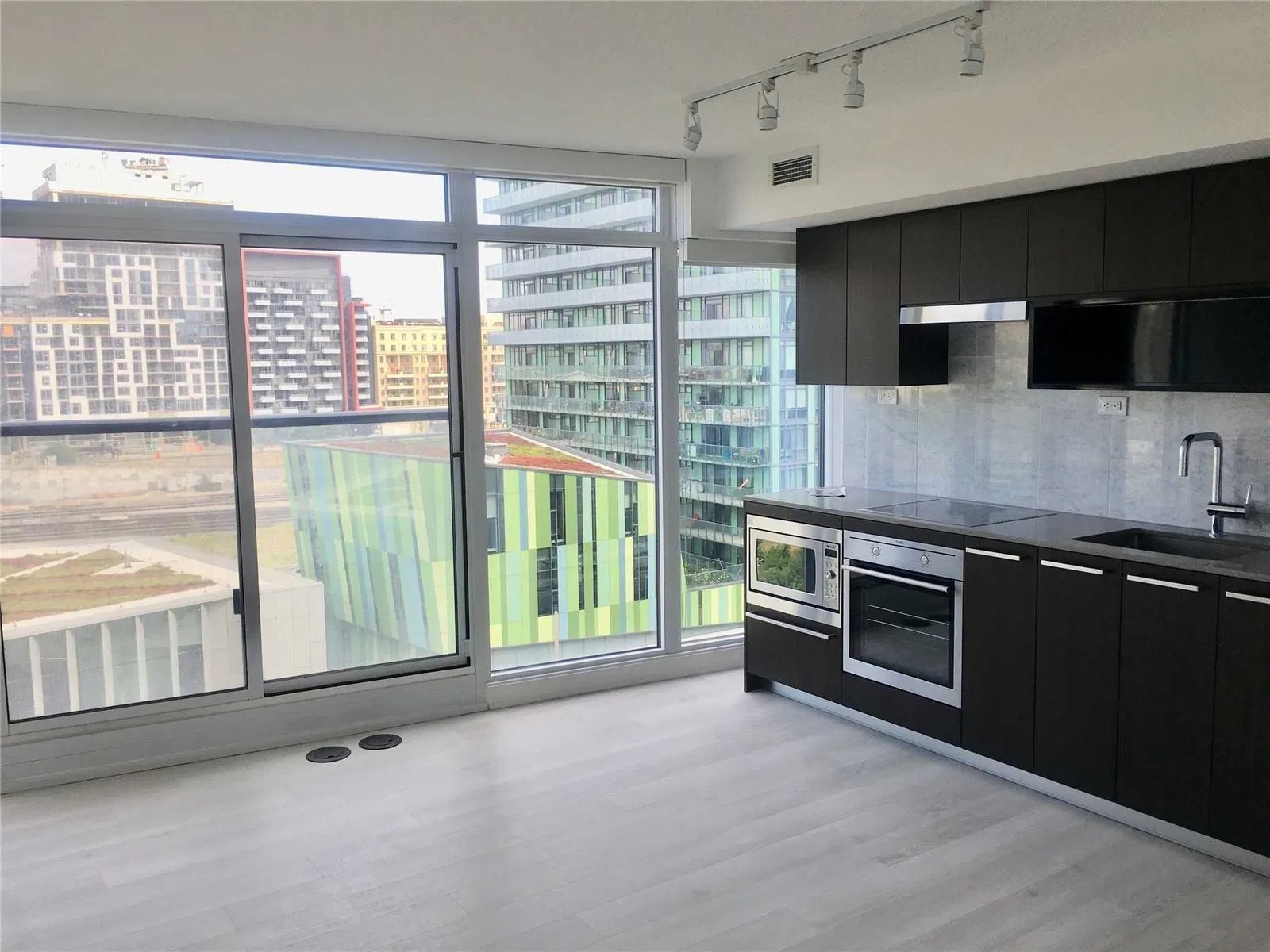 80 Queens Wharf Rd Newton Condos 1 Bed 1 Bath Unit 805 strata.ca