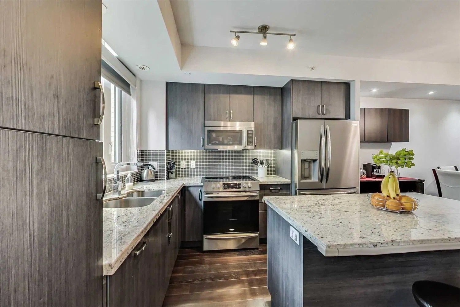 203 Duplex Ave The Berwick Condos 3 Beds 4 Baths