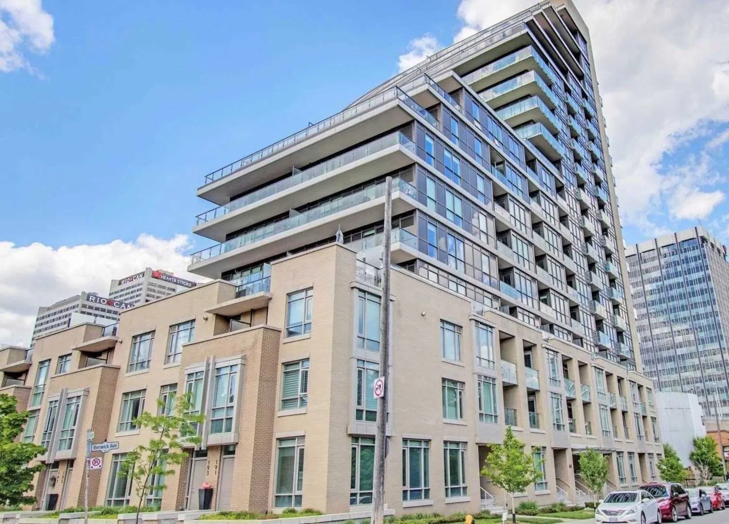 60 Berwick Ave E The Berwick Condos 1 Bed 1 Bath Unit 1201