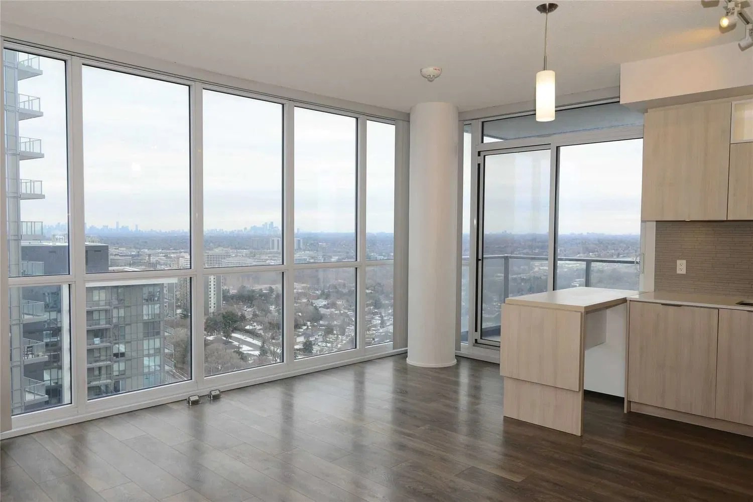 50 Forest Manor Rd Fifth on the Park at Emerald City Condos 2 Beds