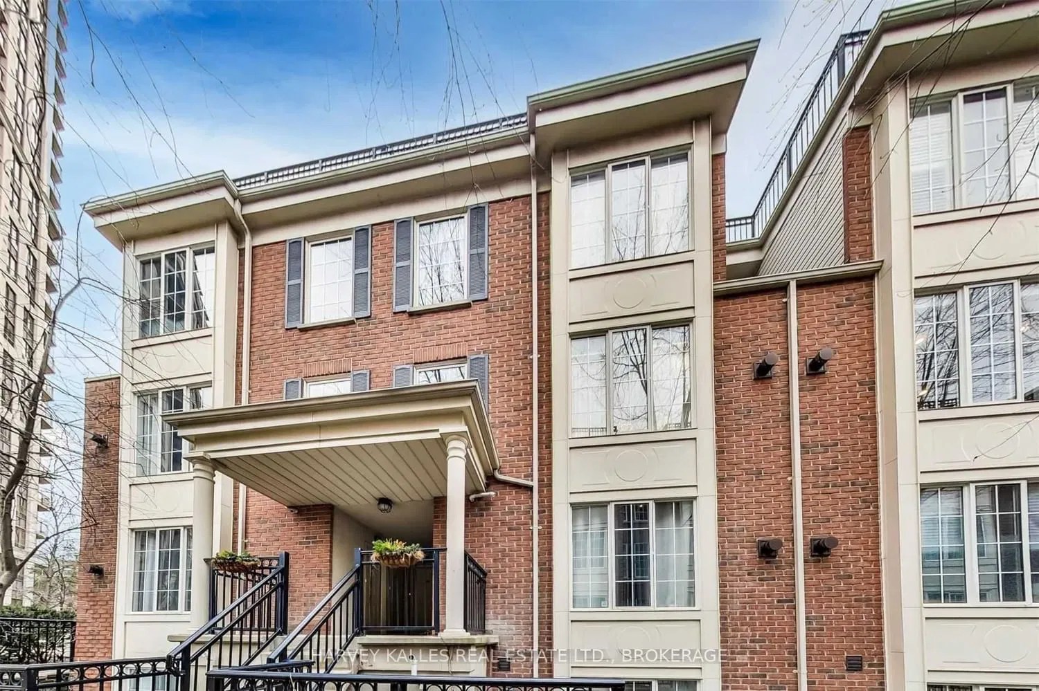3 Everson Dr Everson Townhomes 3 Beds 2 Baths Unit 212 strata.ca