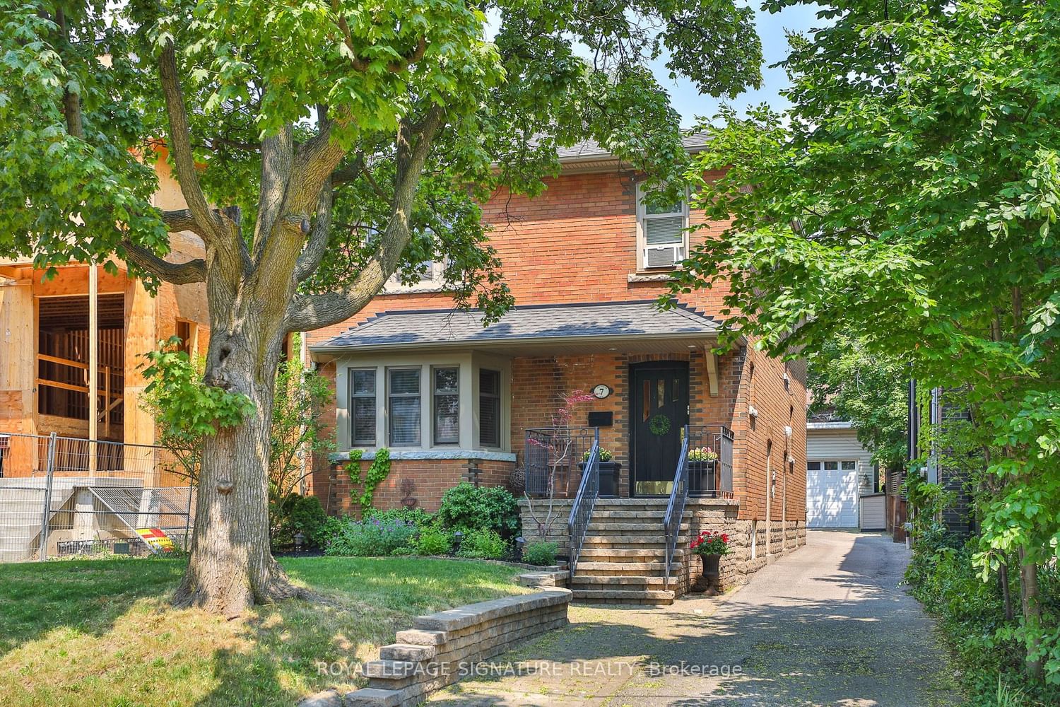 7 Braemar Ave 4 Beds + 1 3 Baths