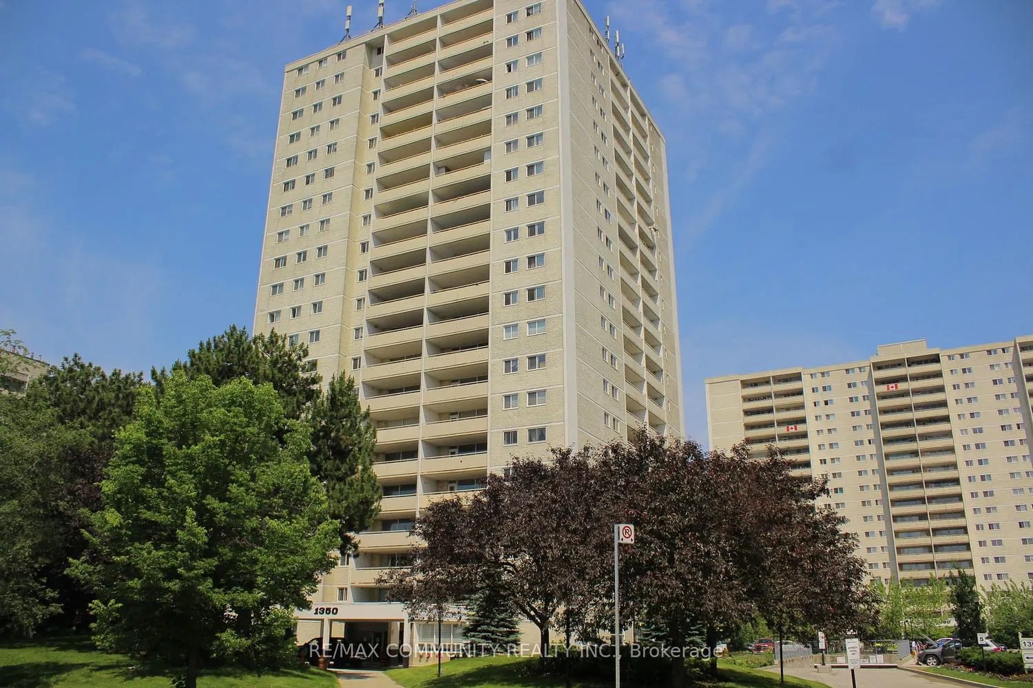 1350 York Mills Rd 1350 York Mills Condos 3 Beds 2 Baths Unit 903