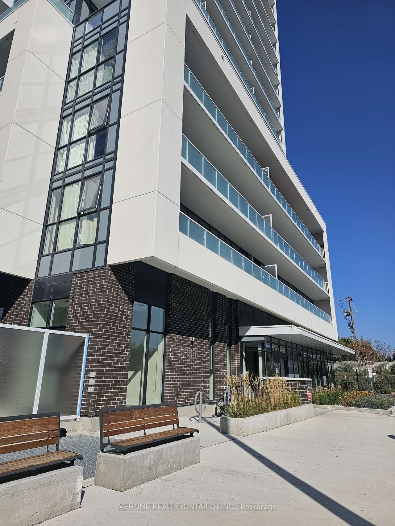 188 Fairview Mall Dr Verdé Condos 1 Bed + 1 2 Baths Unit 320