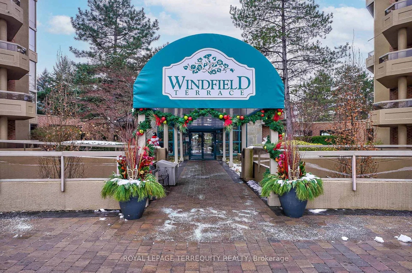 1210 Don Mills Rd Windfield Terrace Condos 2 Beds 2 Baths Unit