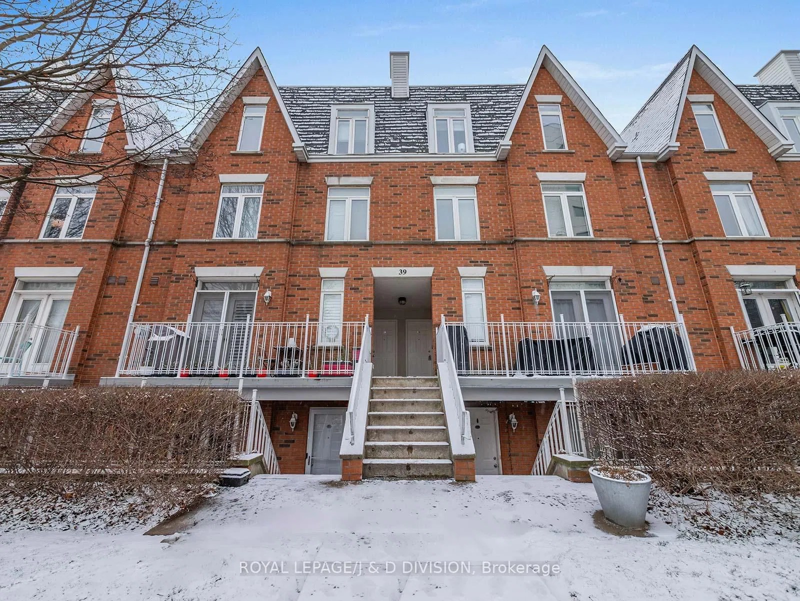 39 Sudbury St King West Townhomes 2 Beds 2 Baths Unit 3906