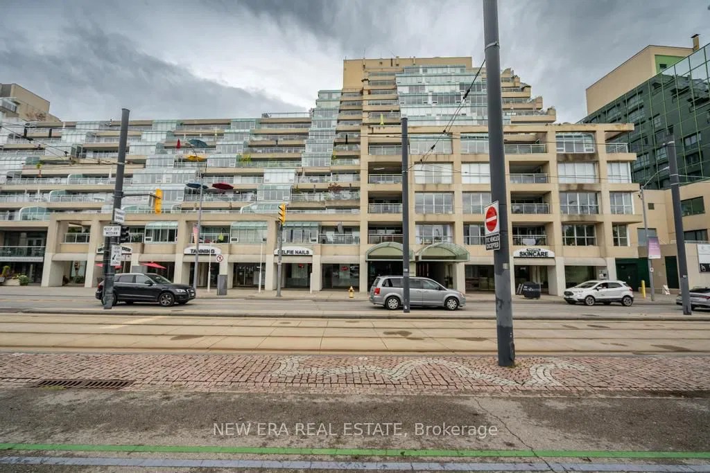 460 Queens Quay W Kings Landing Condos 1 Bed 2 Baths Unit 404E