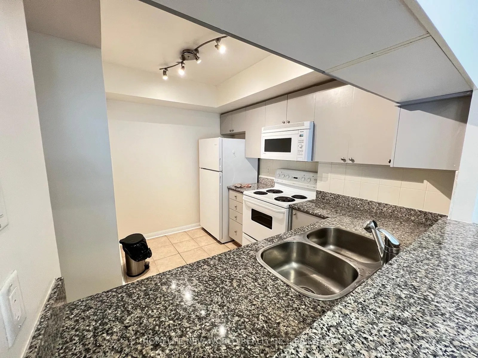 3 Everson Dr Everson Townhomes 2 Beds 2 Baths Unit 126