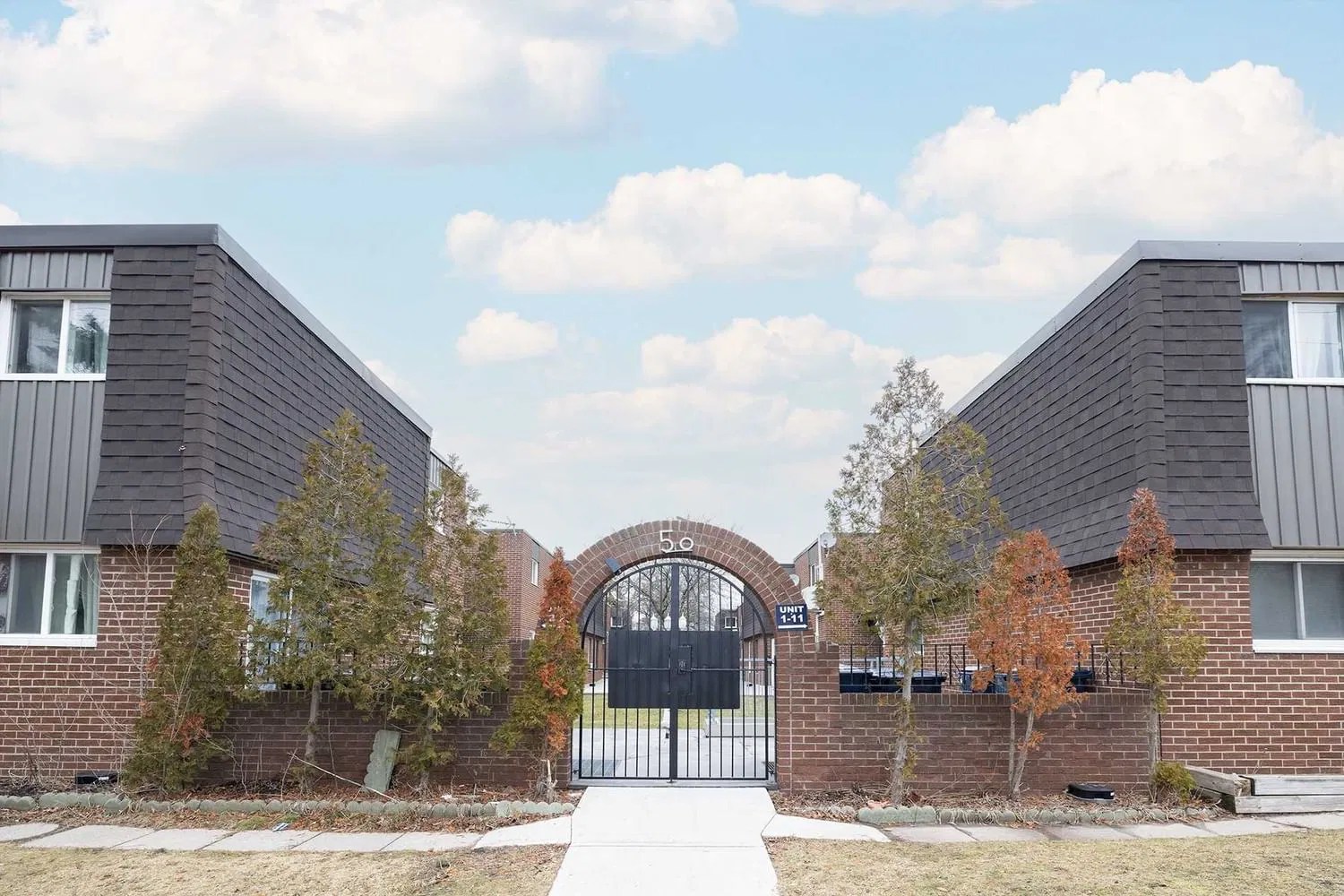 50 Coleman Ave 50 Coleman Avenue Townhomes 3 Beds + 1 2 Baths