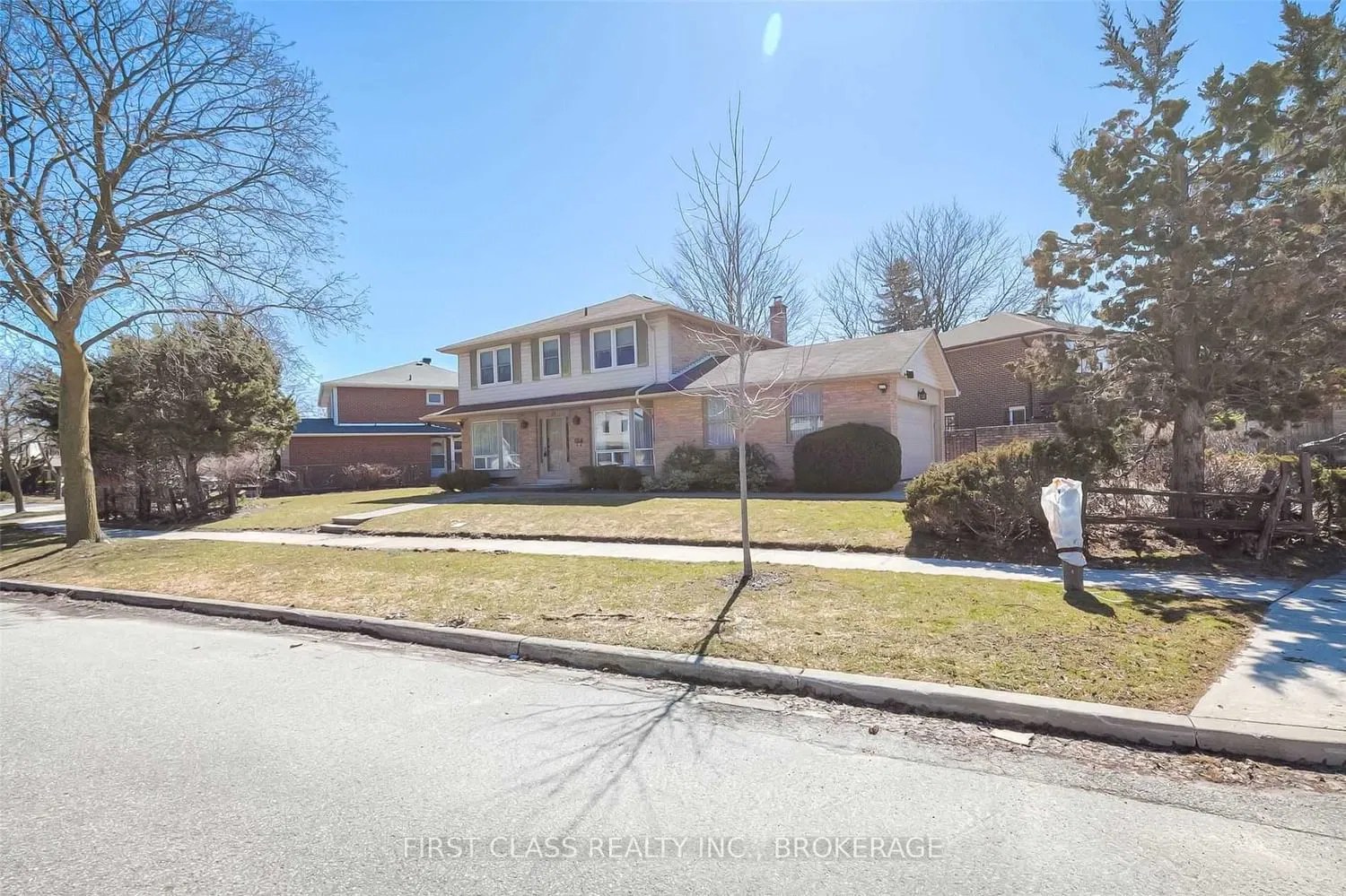 24 Brookshire Blvd 4 Beds + 2 5 Baths