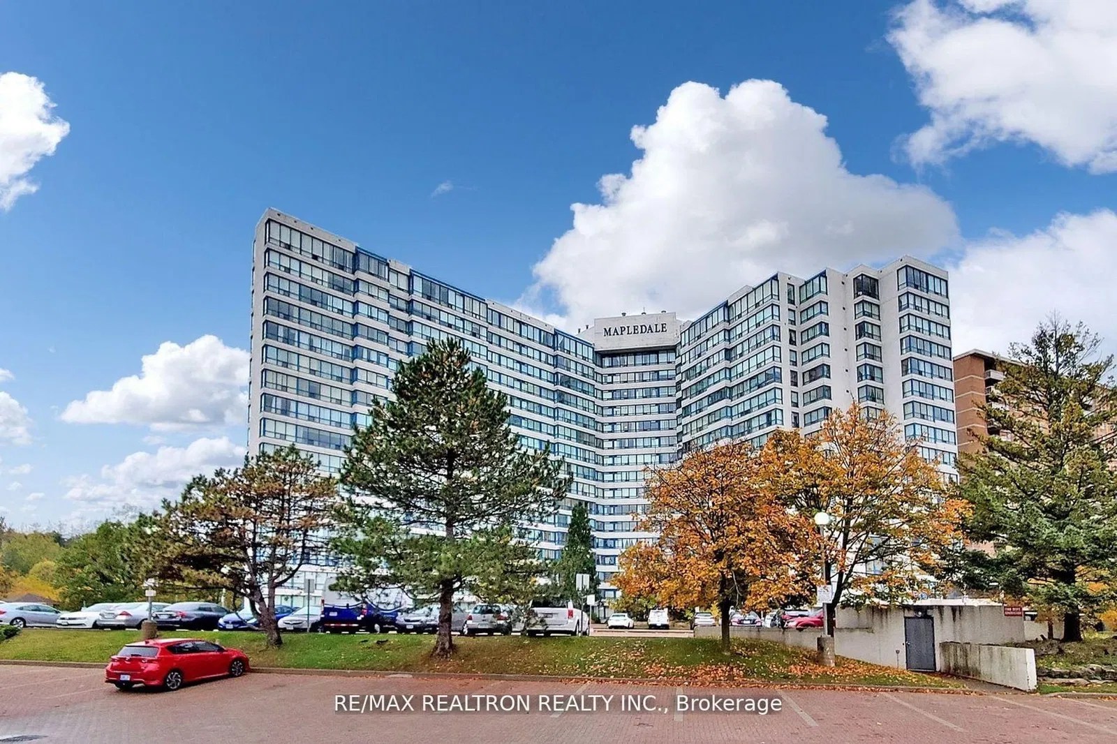 3050 Ellesmere Rd Mapledale Condos 2 Beds 2 Baths Unit 1619
